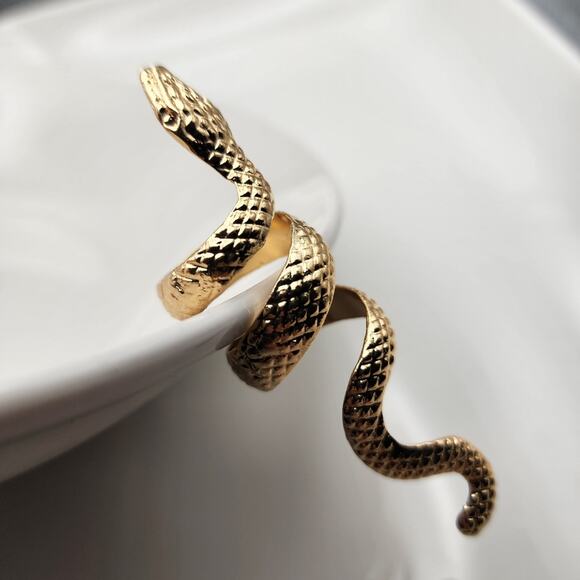 Gold Snake Ring - Picture 3 of 6